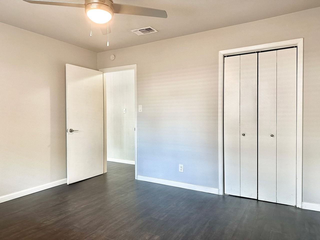 Zilker Place - Photo 6 of 14