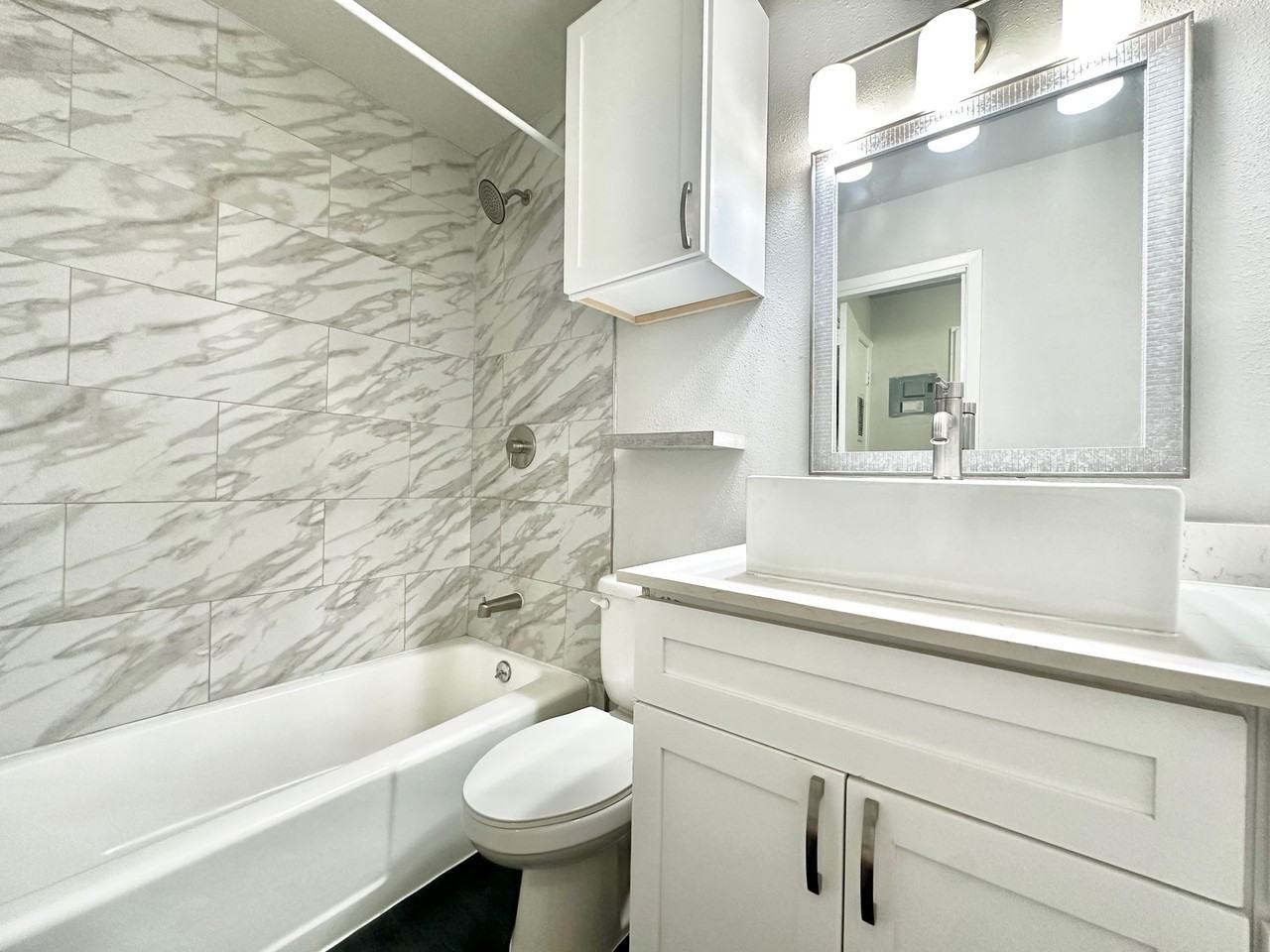 Zilker Place - Photo 7 of 14