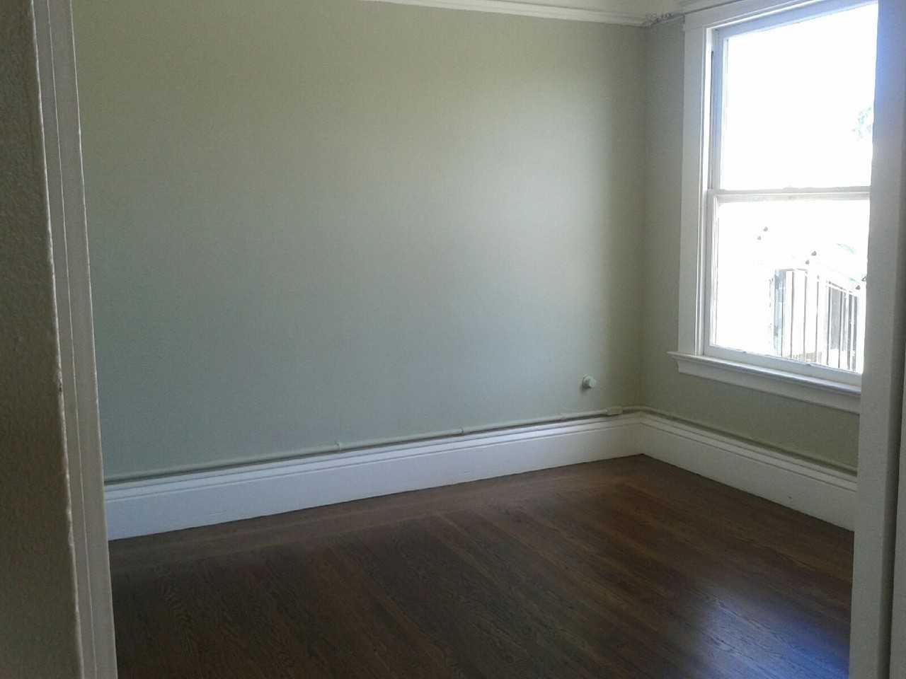 4824 Telegraph Avenue - Photo 4 of 11