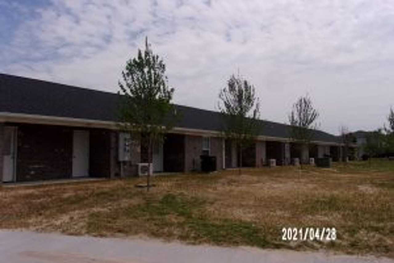 3929 West Vancroft Circle - Photo 2 of 30