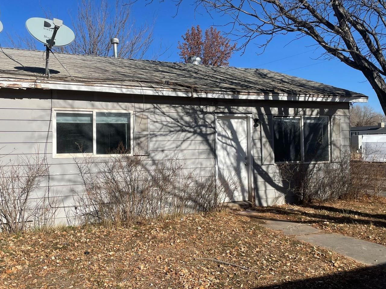 628 S 200 E - Photo 2 of 11