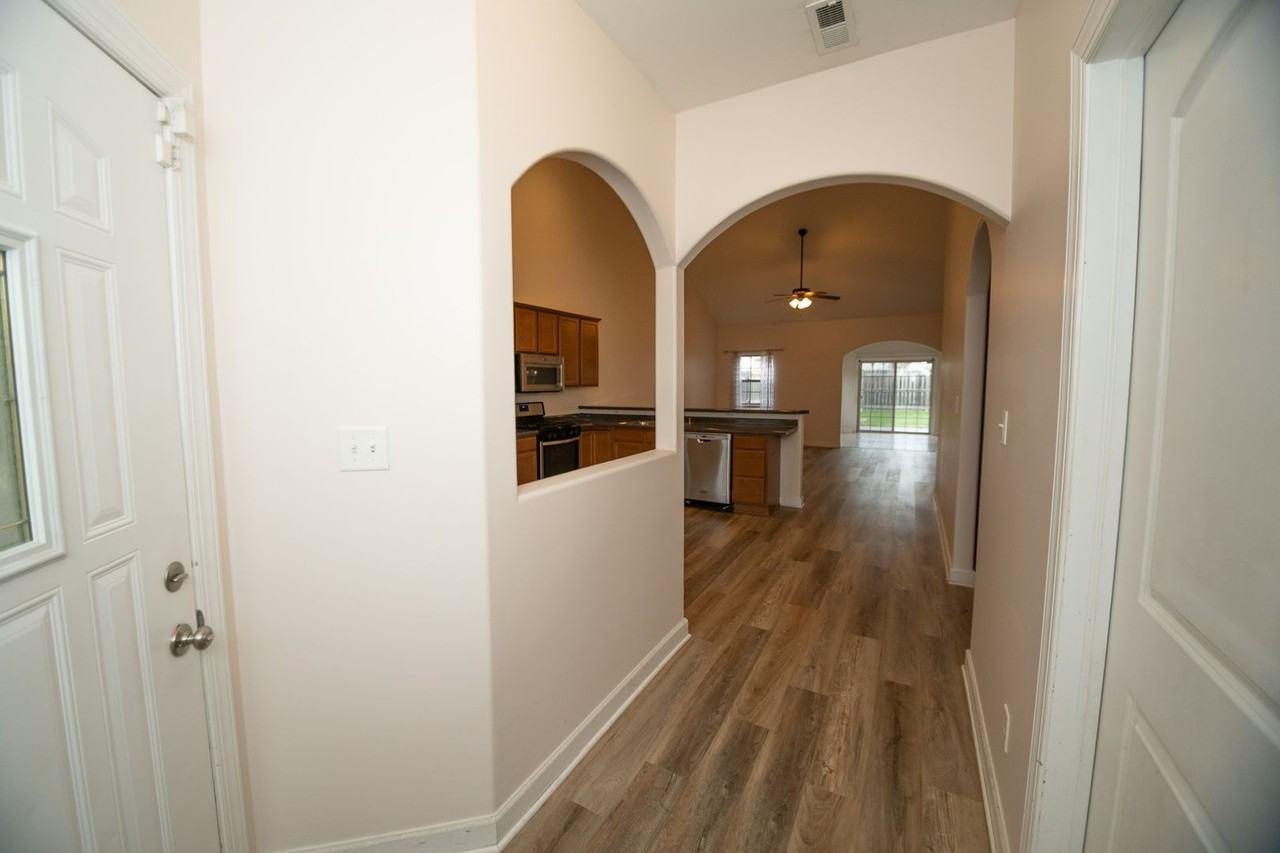 1588 1588 E. 56th Place - Photo 6 of 38