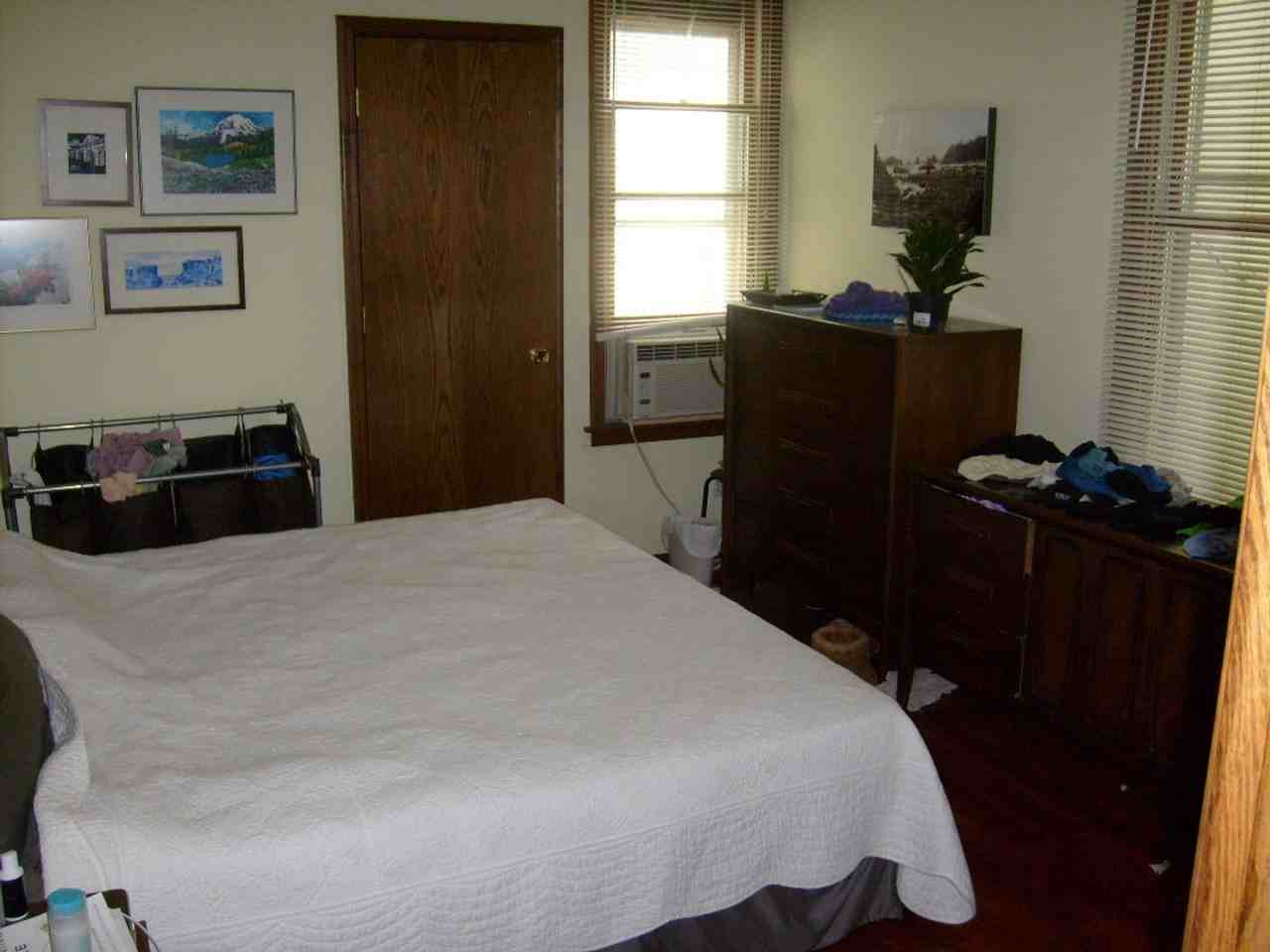 (572) - 1447 Williamson Street - Photo 7 of 21