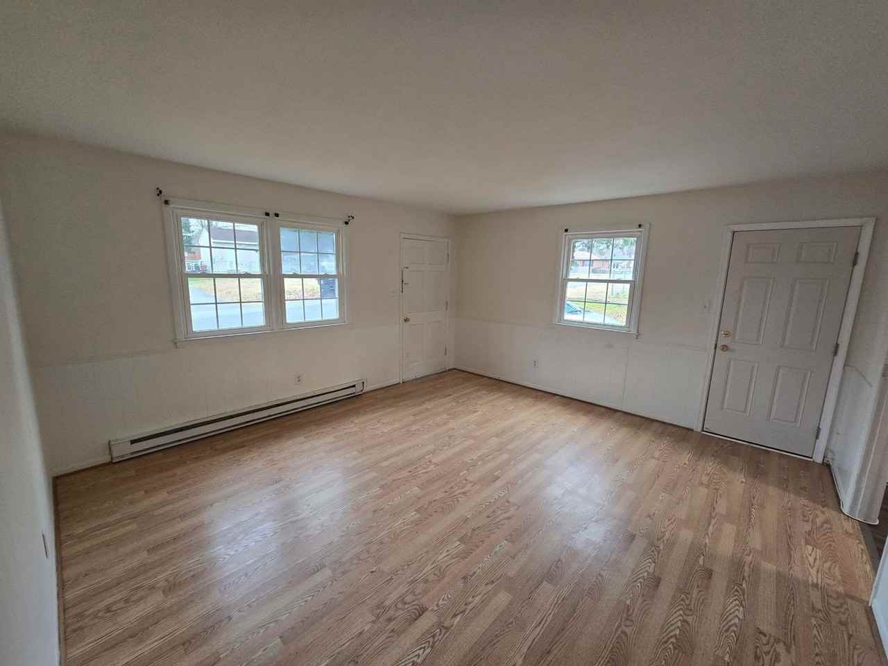 2009B Day St - Photo 4 of 7