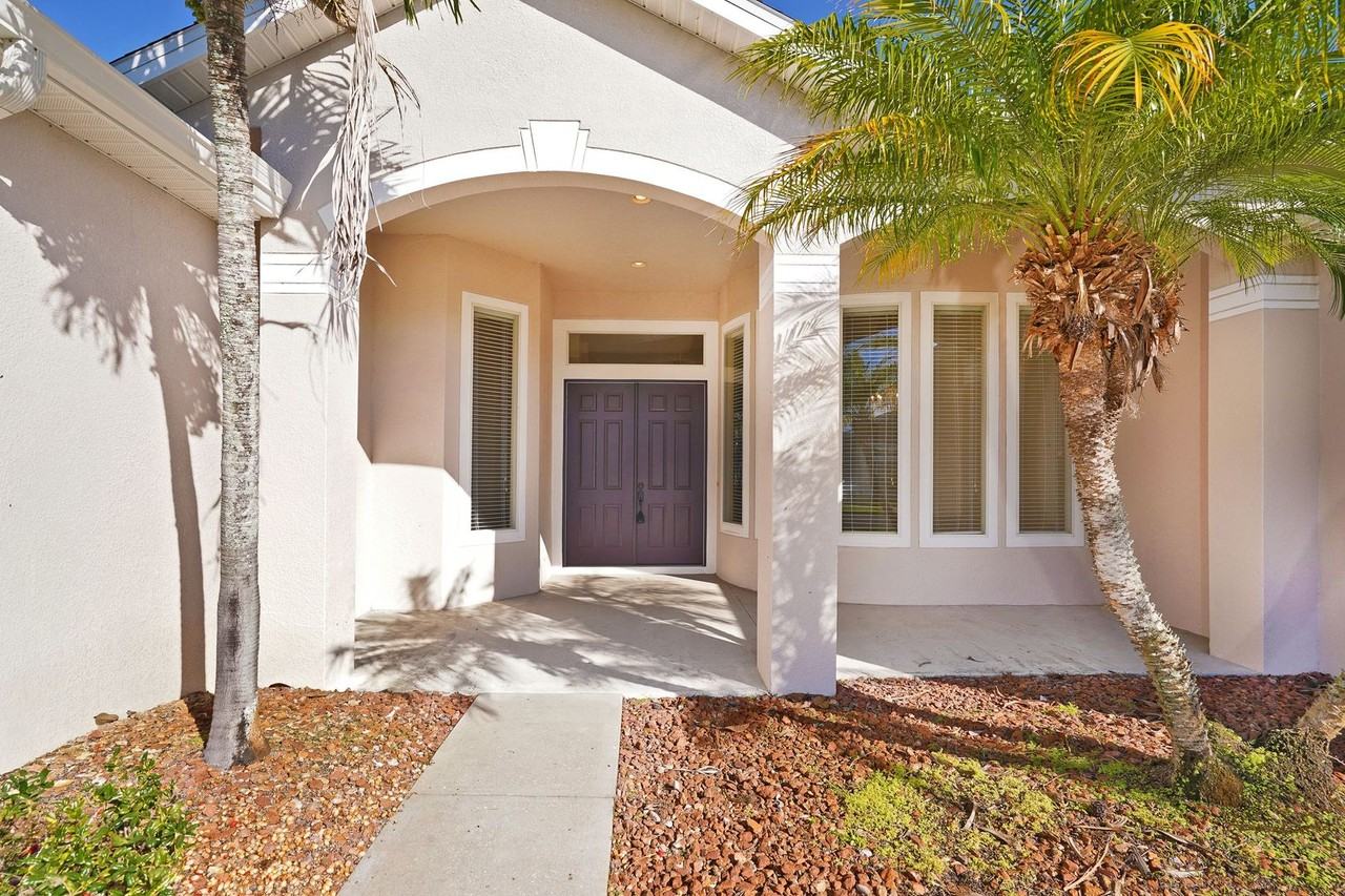 4449 Chastain Dr - Photo 2 of 31