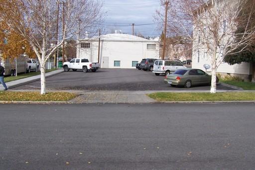 415 Walnut Ave #5 - Photo 2 of 7