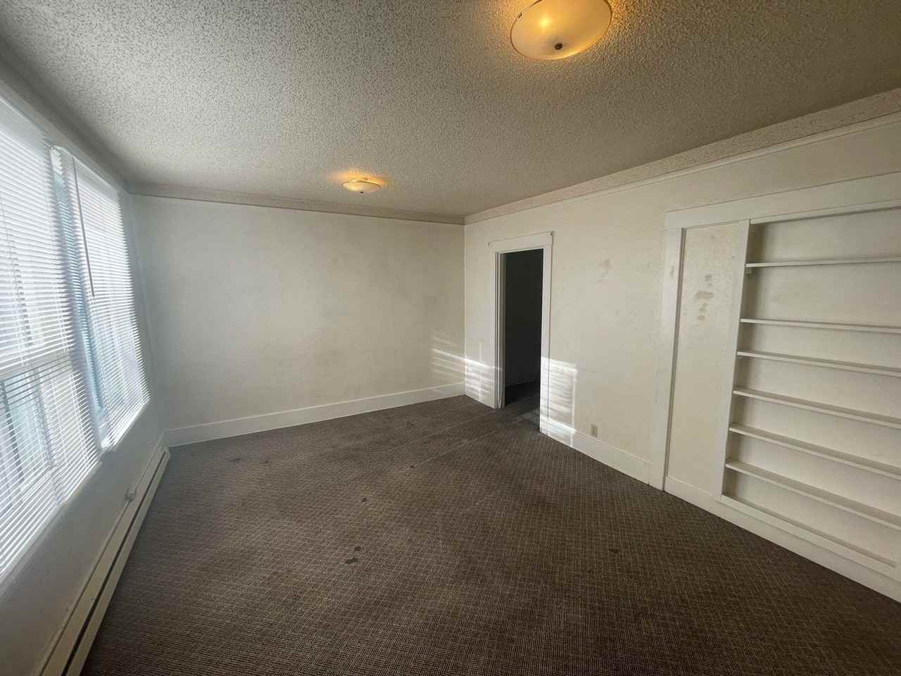 415 Walnut Ave #5 - Photo 4 of 7