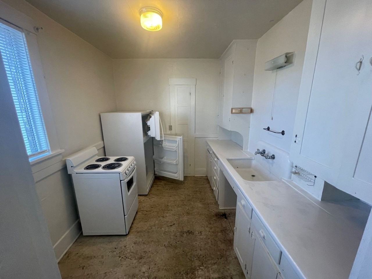 415 Walnut Ave #5 - Photo 5 of 7