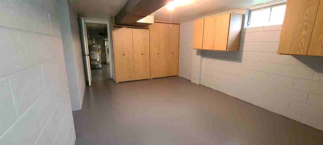 746 N Huron Rd - Photo 2 of 22