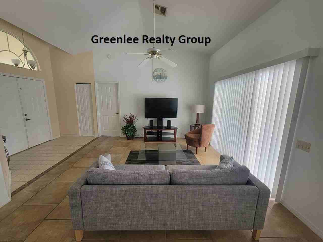 8516 Danbury Ln - Photo 4 of 27