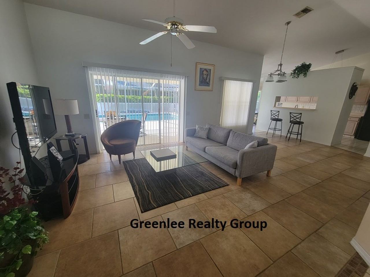 8516 Danbury Ln - Photo 5 of 27