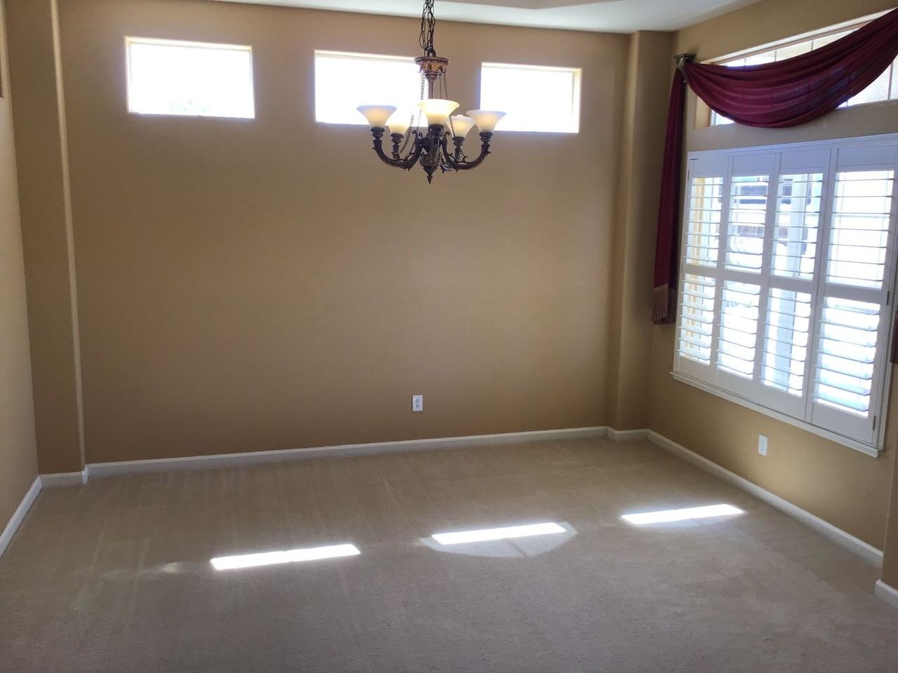 358 Hidden Oaks Dr - Photo 2 of 26