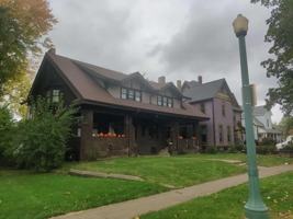 featured image of 704 E Main St