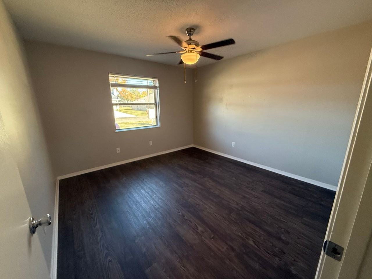 811 Mcclenny Dr #M04 - Photo 6 of 10