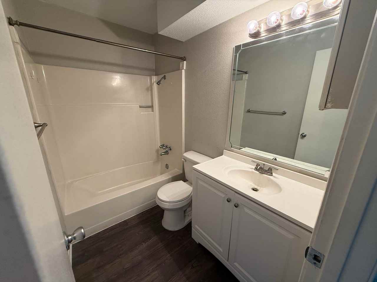 811 Mcclenny Dr #M04 - Photo 7 of 10