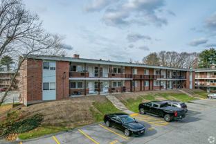 Lakeview Gardens Apartments - Photo 1 of 1