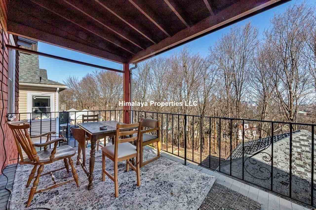 222-224 Calumet Street - Photo 5 of 6