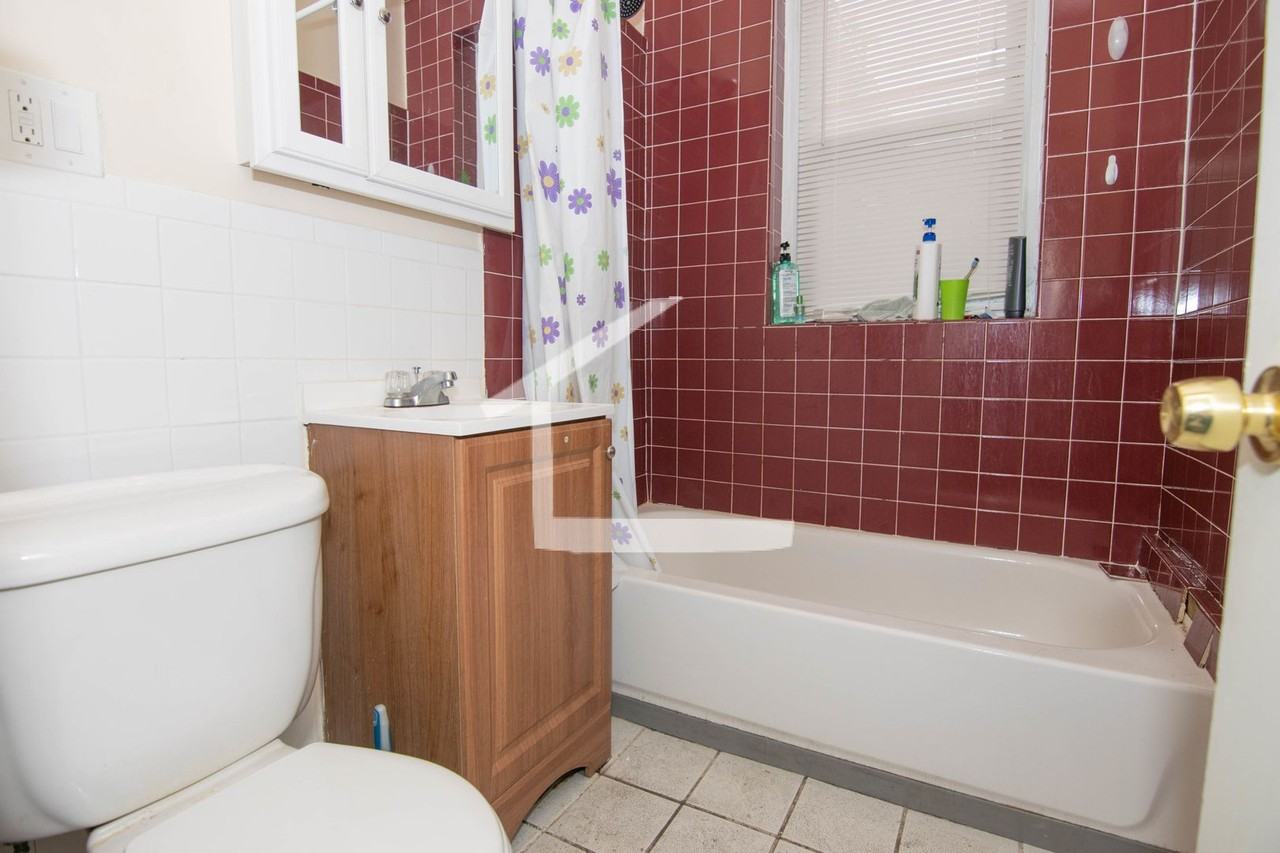 883 Huntington Ave - Photo 3 of 16