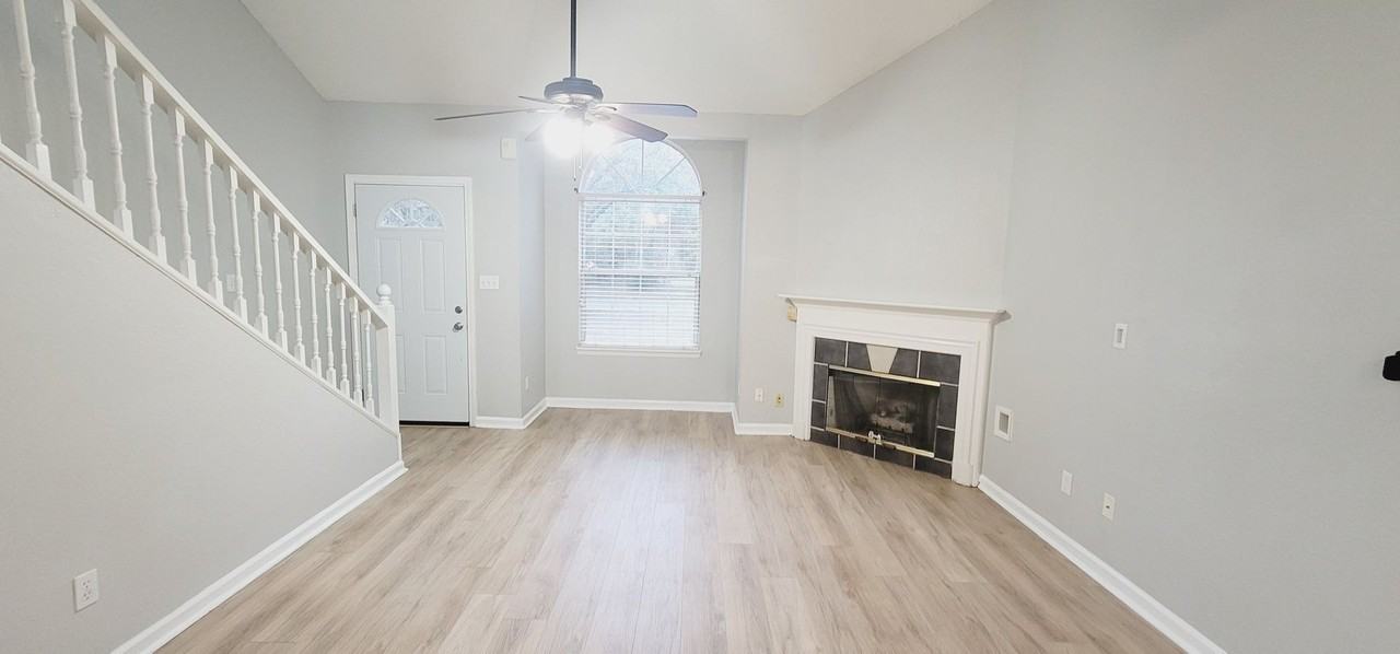 2419 Nugget Ln - Photo 4 of 21