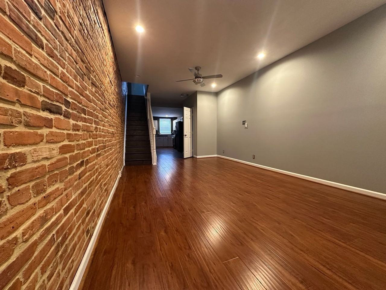 156 N Haven St - Photo 2 of 15