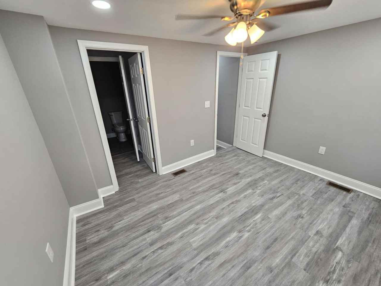 1254 Carroll St - Photo 7 of 13