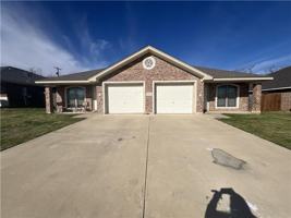 featured image of 4205 Cambridge Dr #A