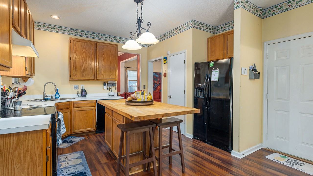 1552 Harborsun Dr - Photo 6 of 18