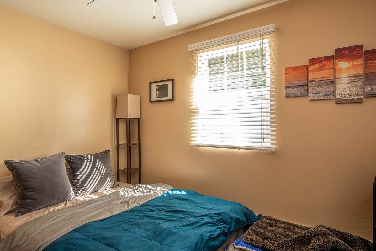 16145 Rayen St - Photo 5 of 8