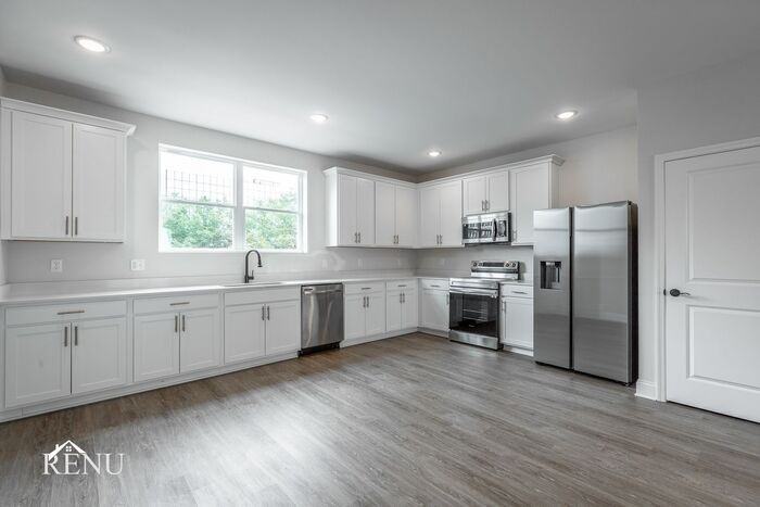 5665 Sofias Cir - Photo 2 of 18