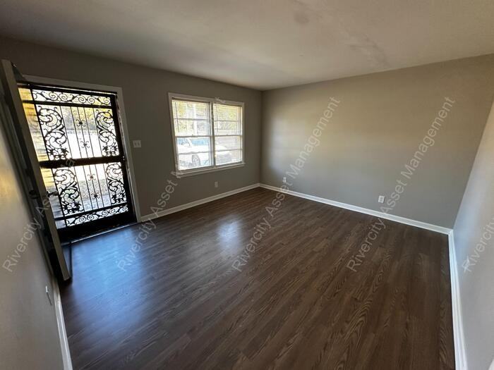 299 W Levi Rd - Photo 3 of 12
