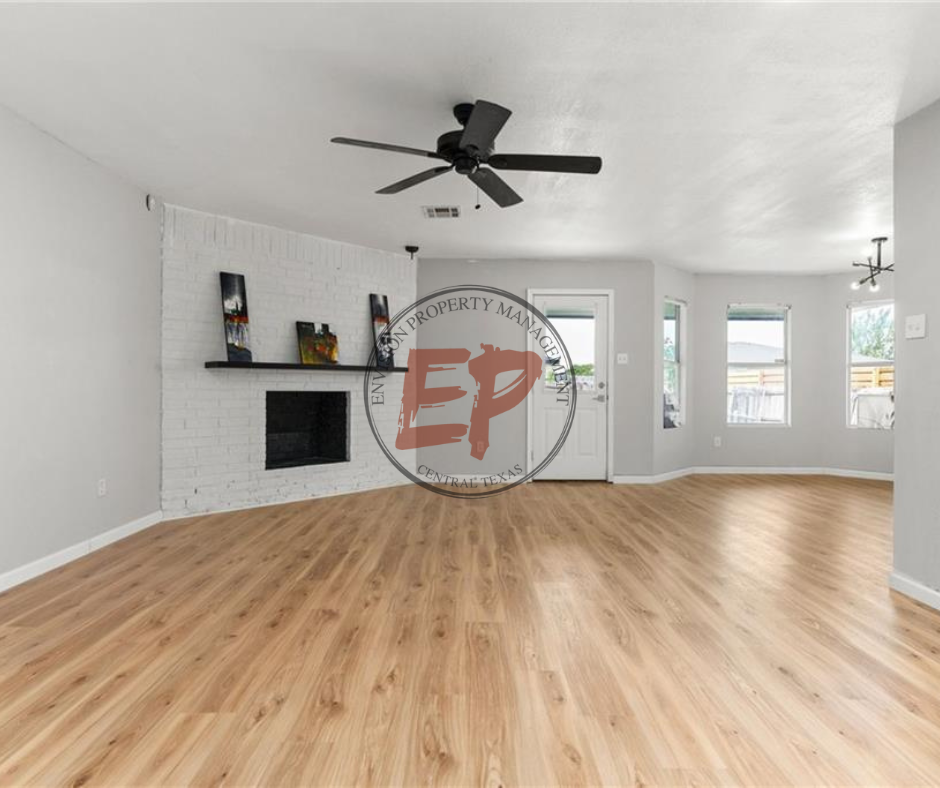 4407 Lloyd Dr #NA - Photo 3 of 12