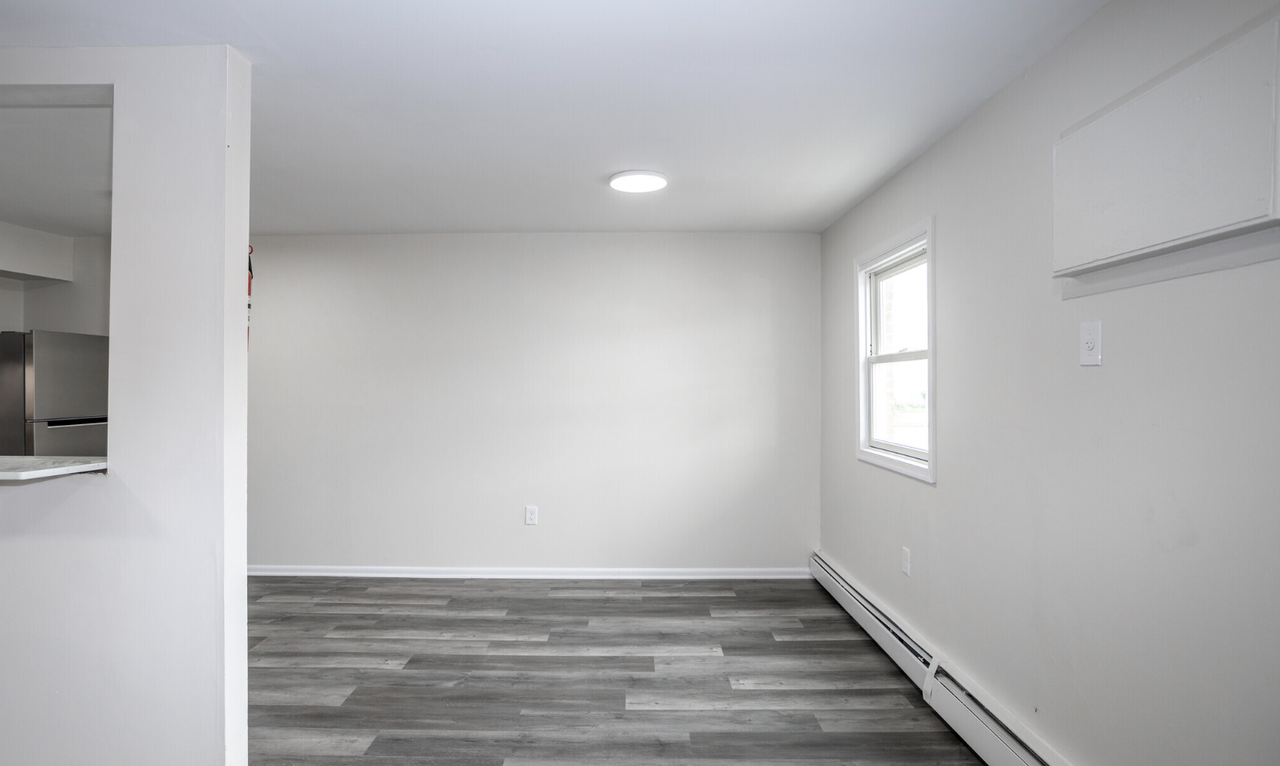 1914 N Missouri Ave - Photo 5 of 23