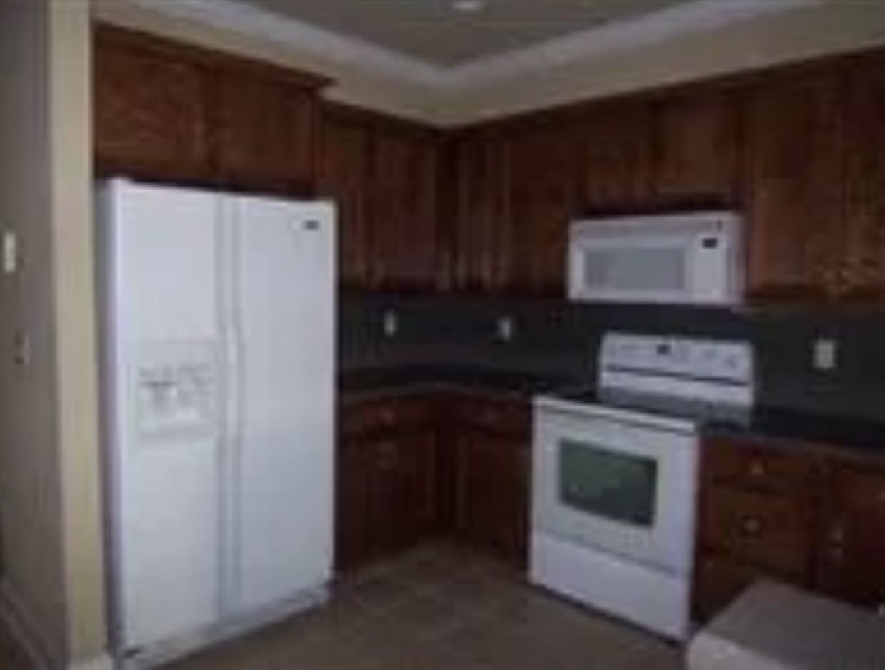 110 Forestberry St #NA - Photo 2 of 9
