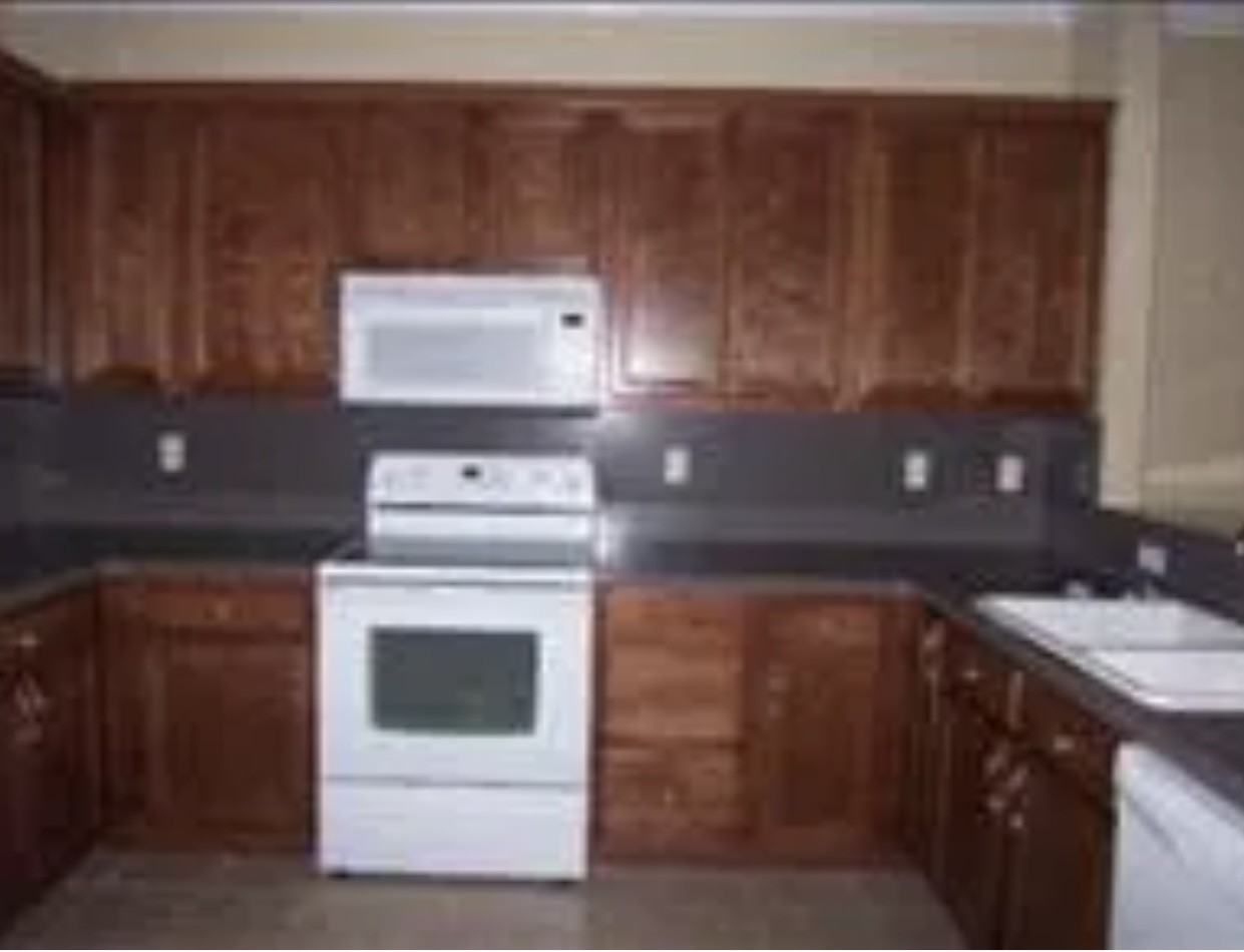 110 Forestberry St #NA - Photo 3 of 9