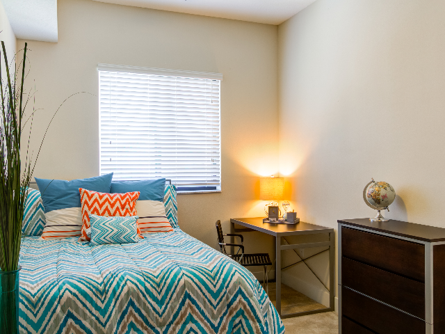 Student | University Park - Photo 7 of 31