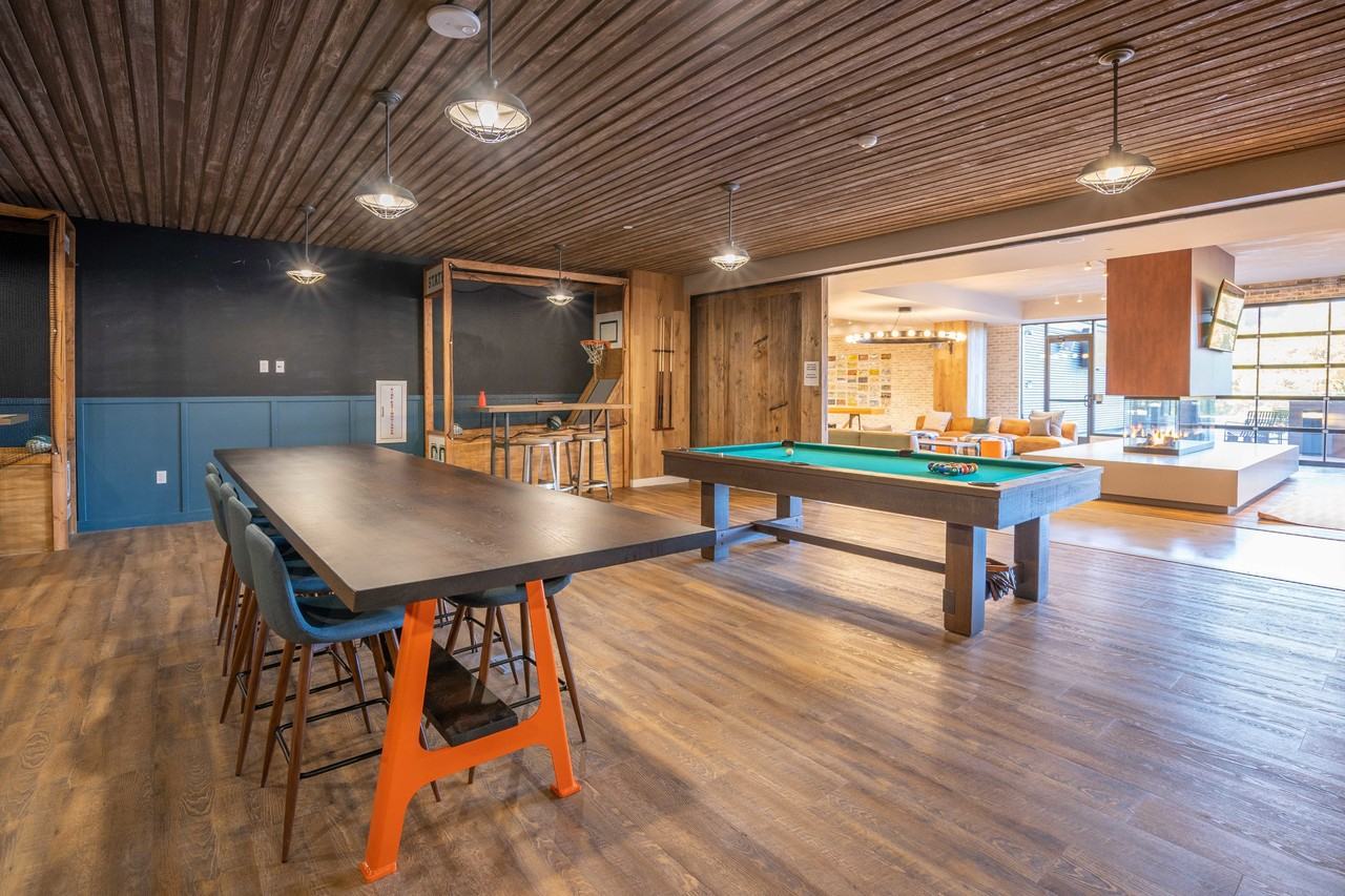 Landmark on Grand River - Photo 6 of 50