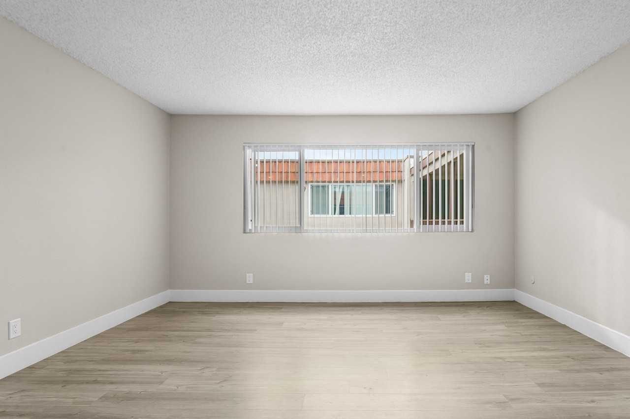 Sherwood Forest Apartments - Photo 7 of 50