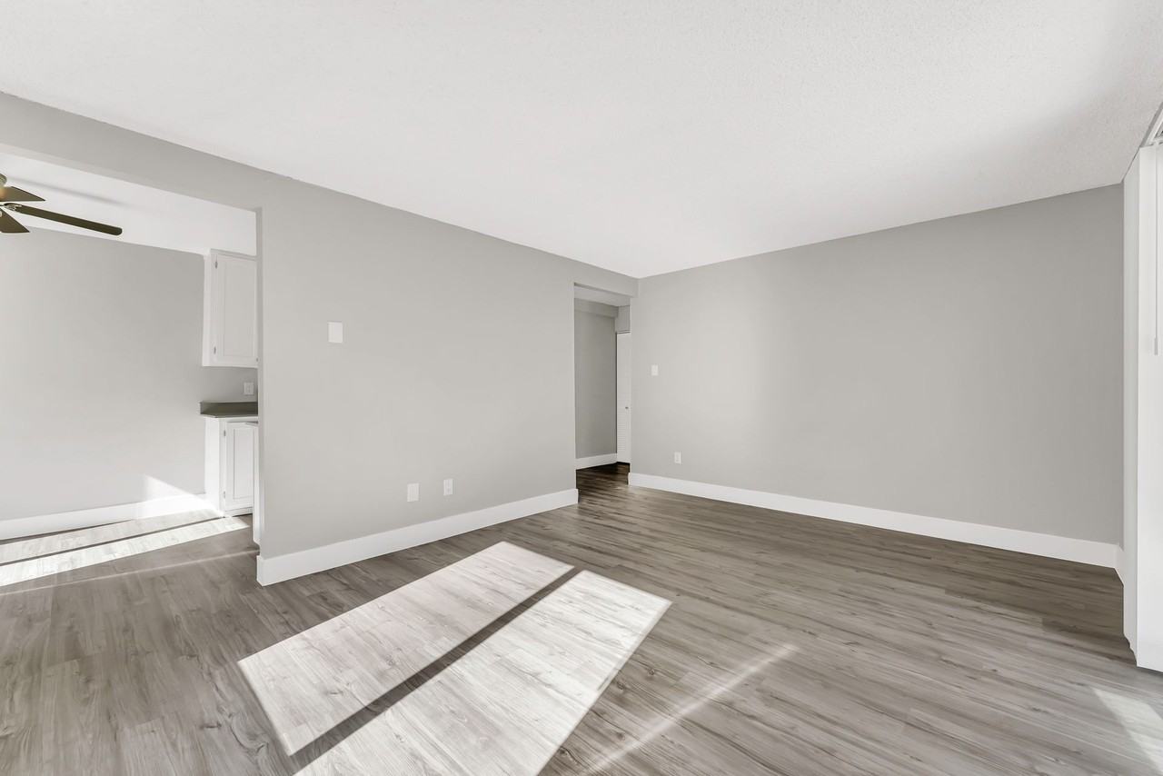 Sierra Woods - Photo 6 of 50