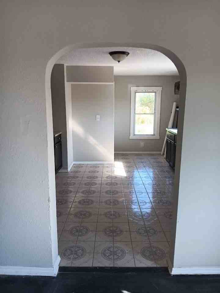 2231 Loren Street - Photo 4 of 5