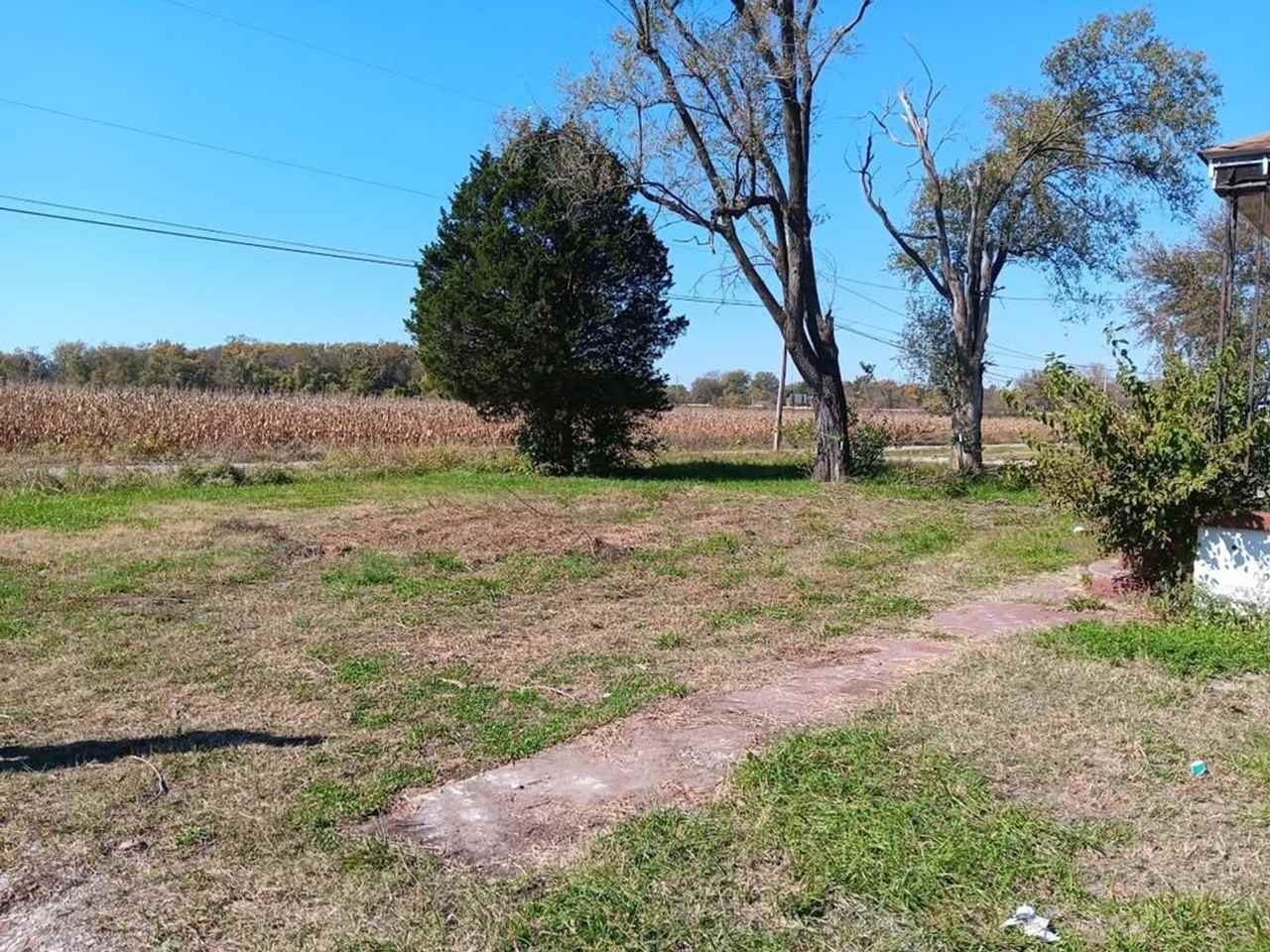 2231 Loren Street - Photo 5 of 5