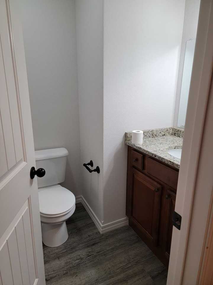 Montana Crossing Duplexes - Photo 5 of 39