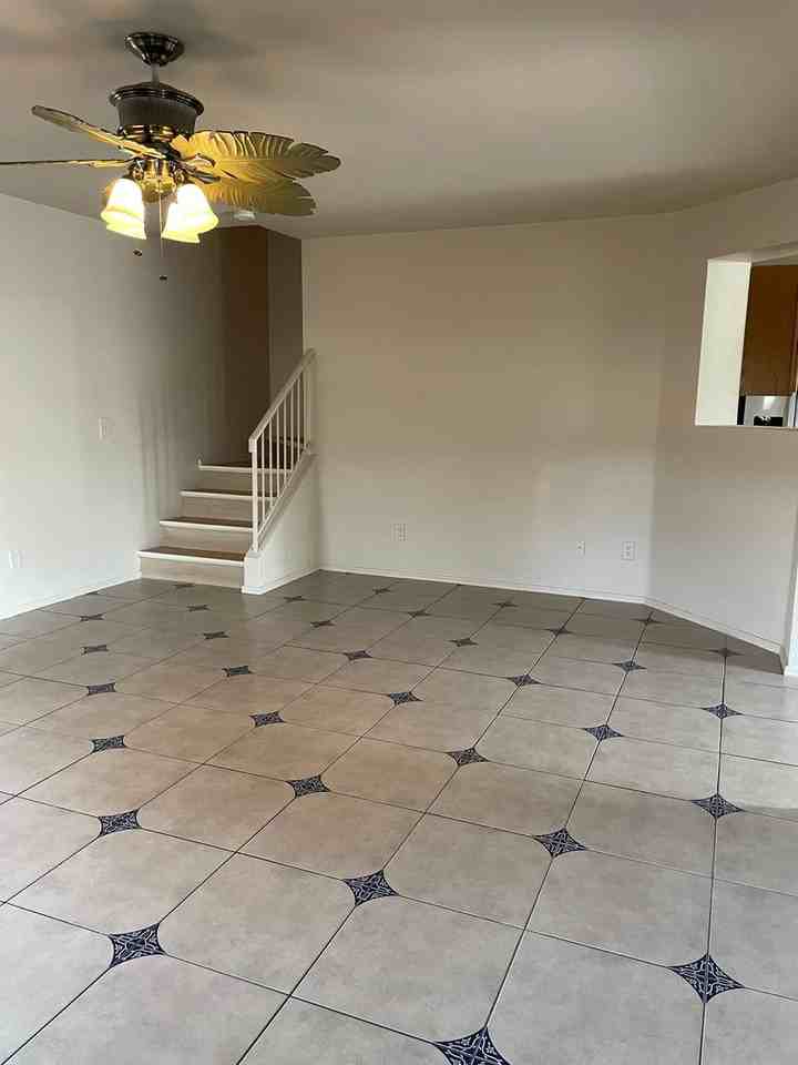 7870 E 34th St - Photo 3 of 24