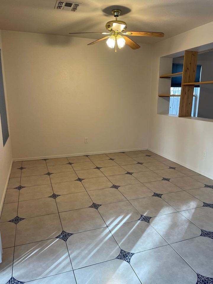 7870 E 34th St - Photo 4 of 24