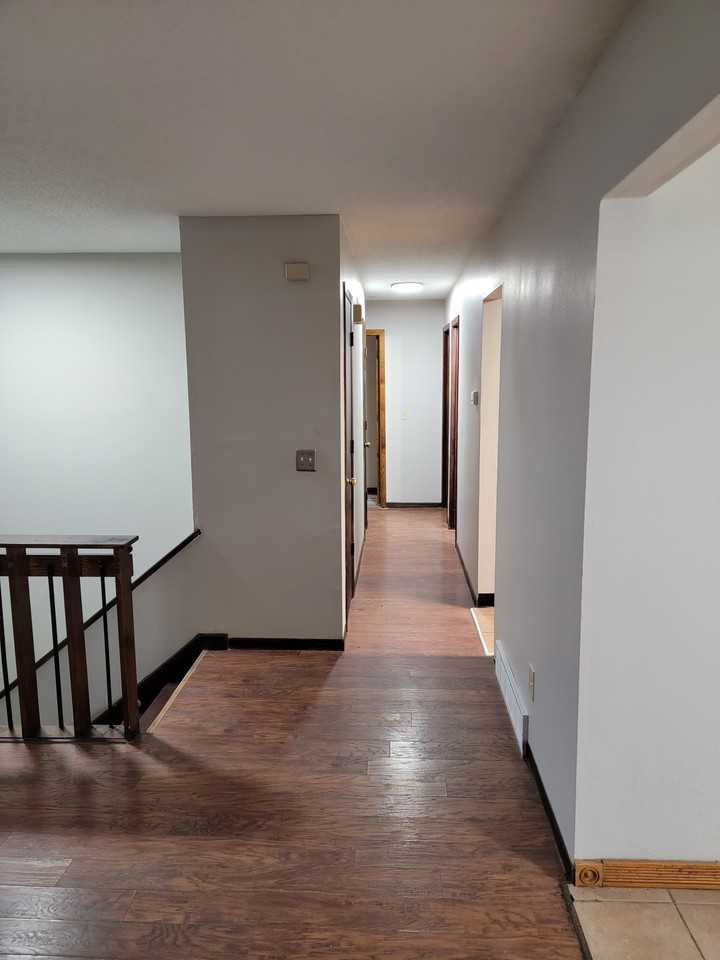 2004 East Hughes Avenue - Photo 3 of 34