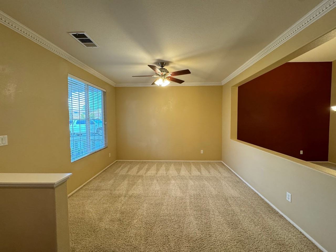 12303 Rodeo Ave - Photo 2 of 16