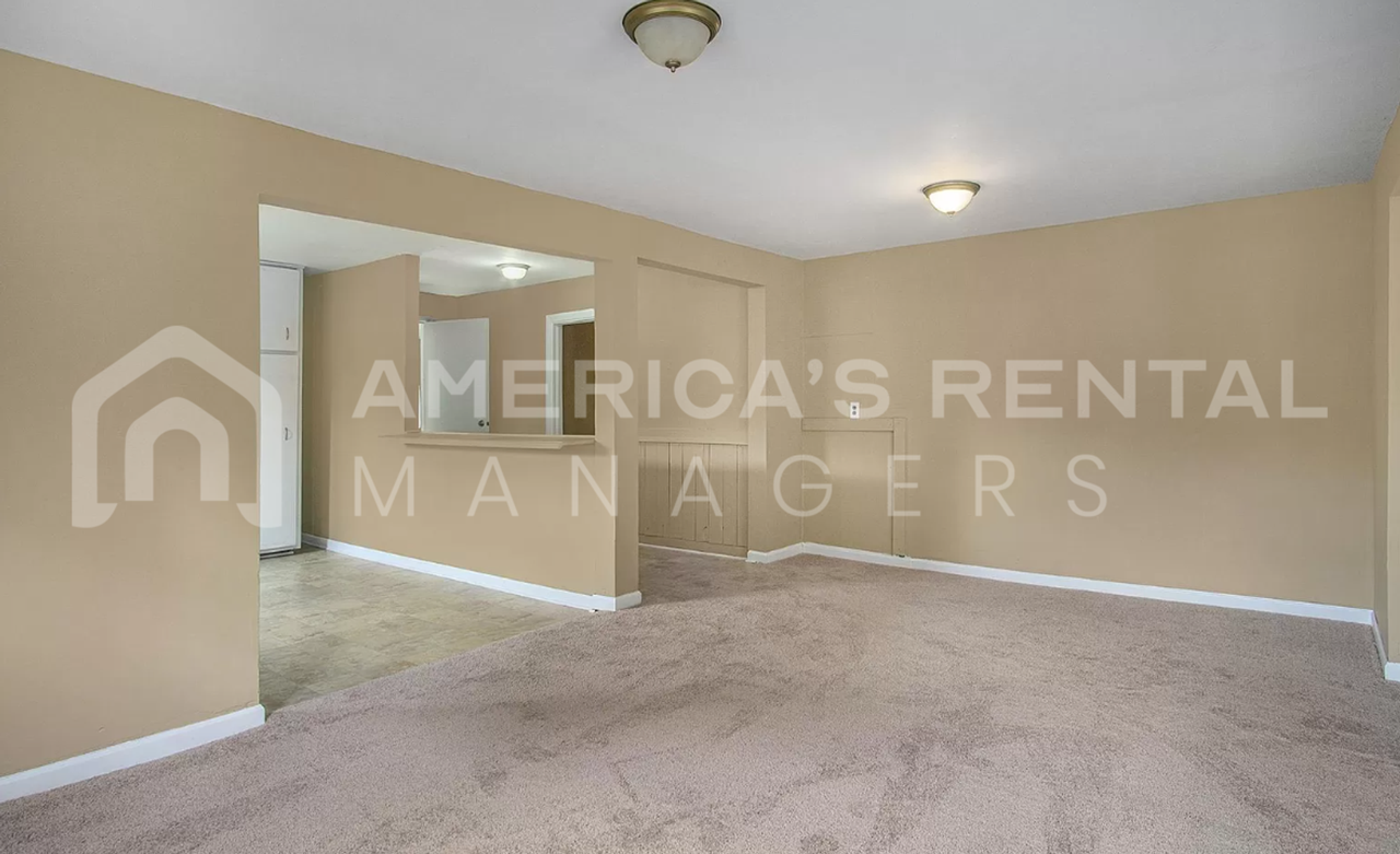 7416 Oporto Madrid Blvd S - Photo 5 of 23