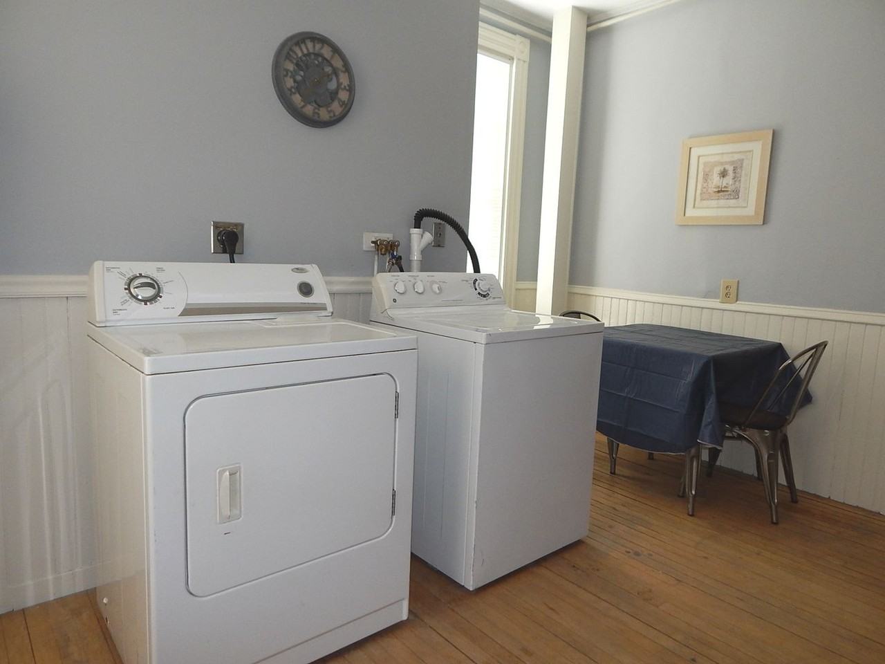 317 State Street - Photo 7 of 12