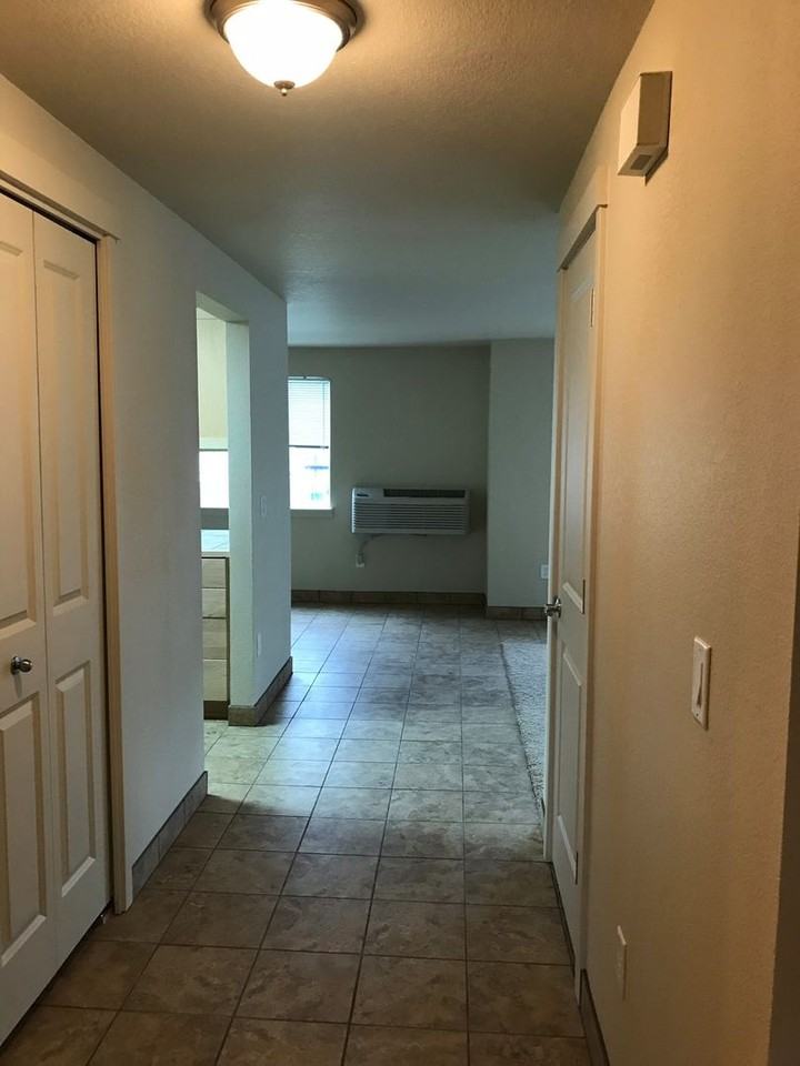 Regency Court - Photo 6 of 24
