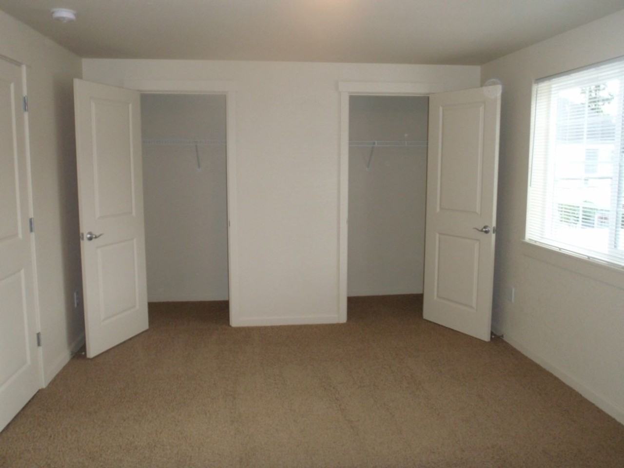 Regency Court - Photo 7 of 24