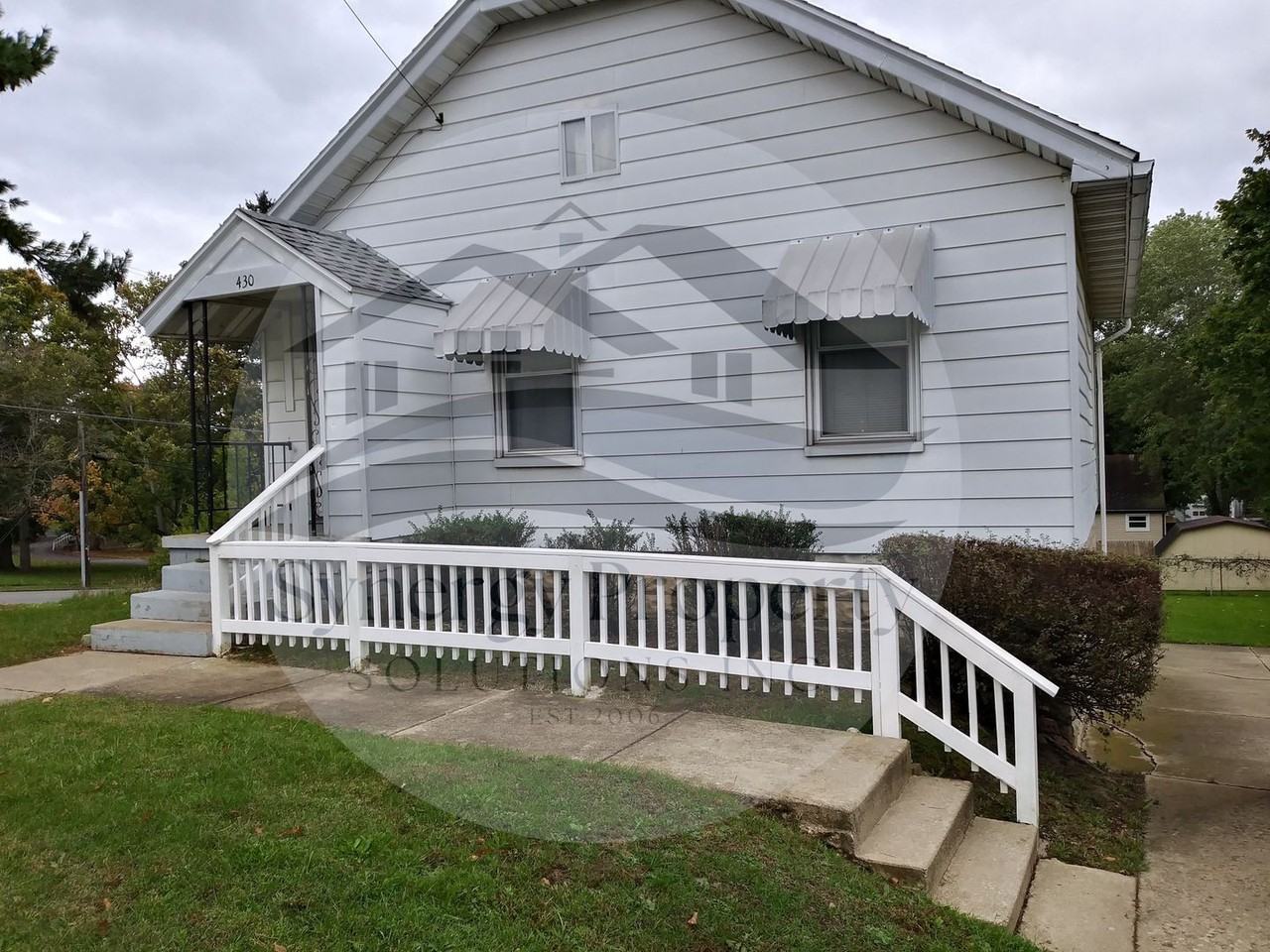 430 5th Ave - Photo 4 of 13